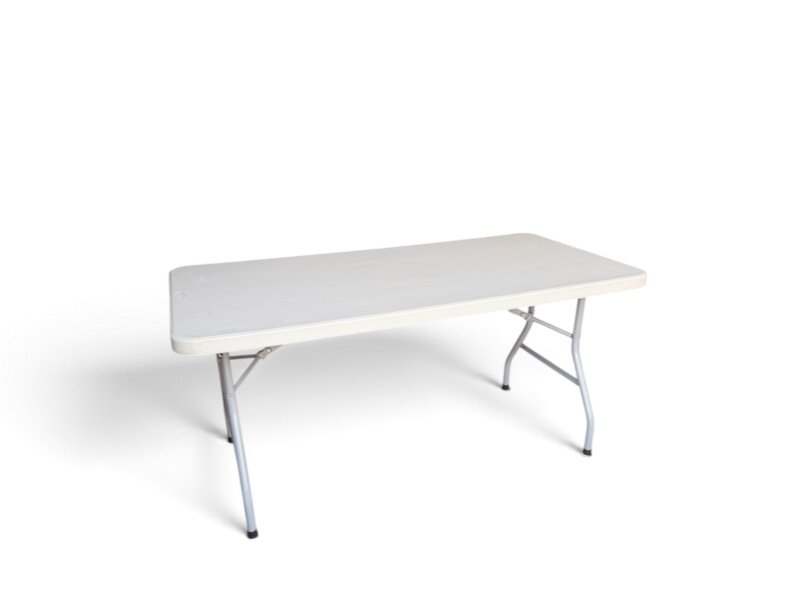 Plastborde 150 x 80 cm. (4 pers)